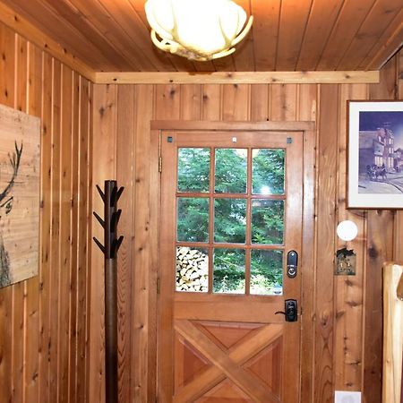 Quiet And Comfy 3Bed/2Bath - Chalet With Hot Tub. Cedar Dış mekan fotoğraf